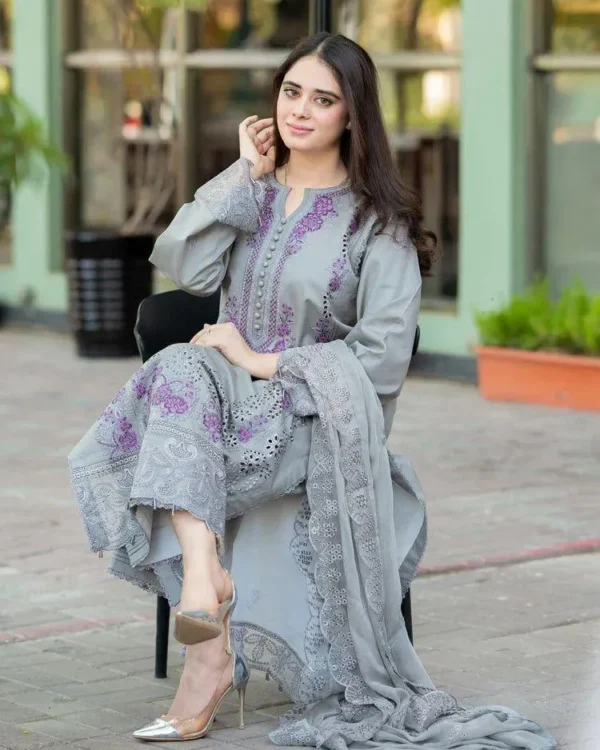 Mushq Style Airjet Lawn Embroidered 3 Piece Suit Grey